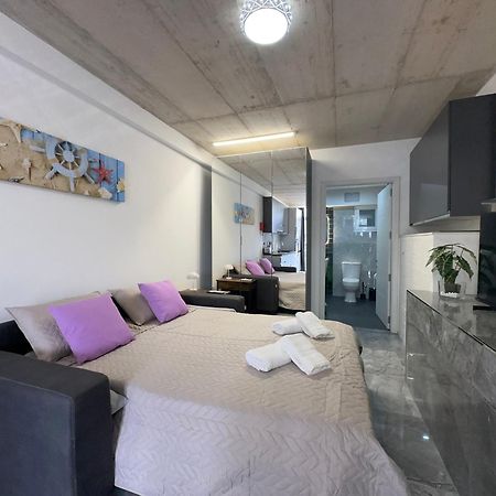 Seafront, Lovely Modern Studio. Saint Julian's Εξωτερικό φωτογραφία